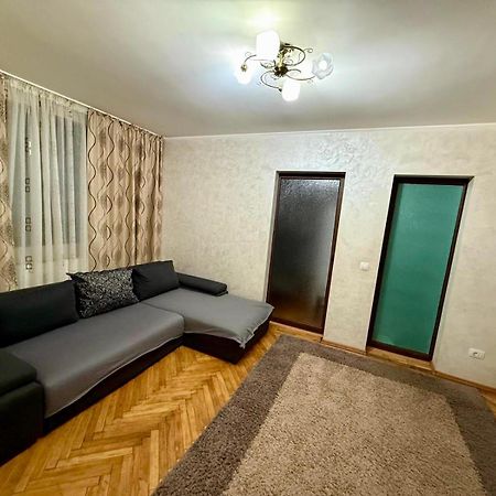 Zen Apartment Galaţi Esterno foto