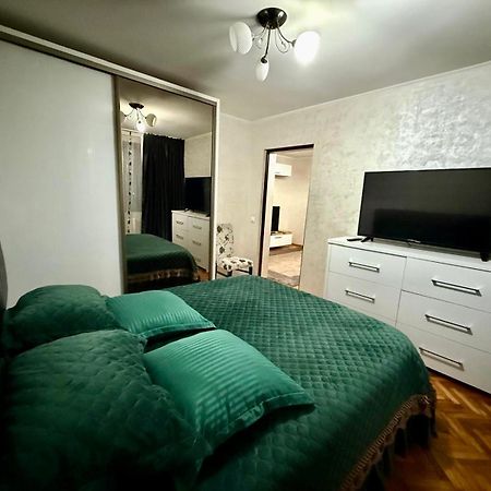 Zen Apartment Galaţi Esterno foto