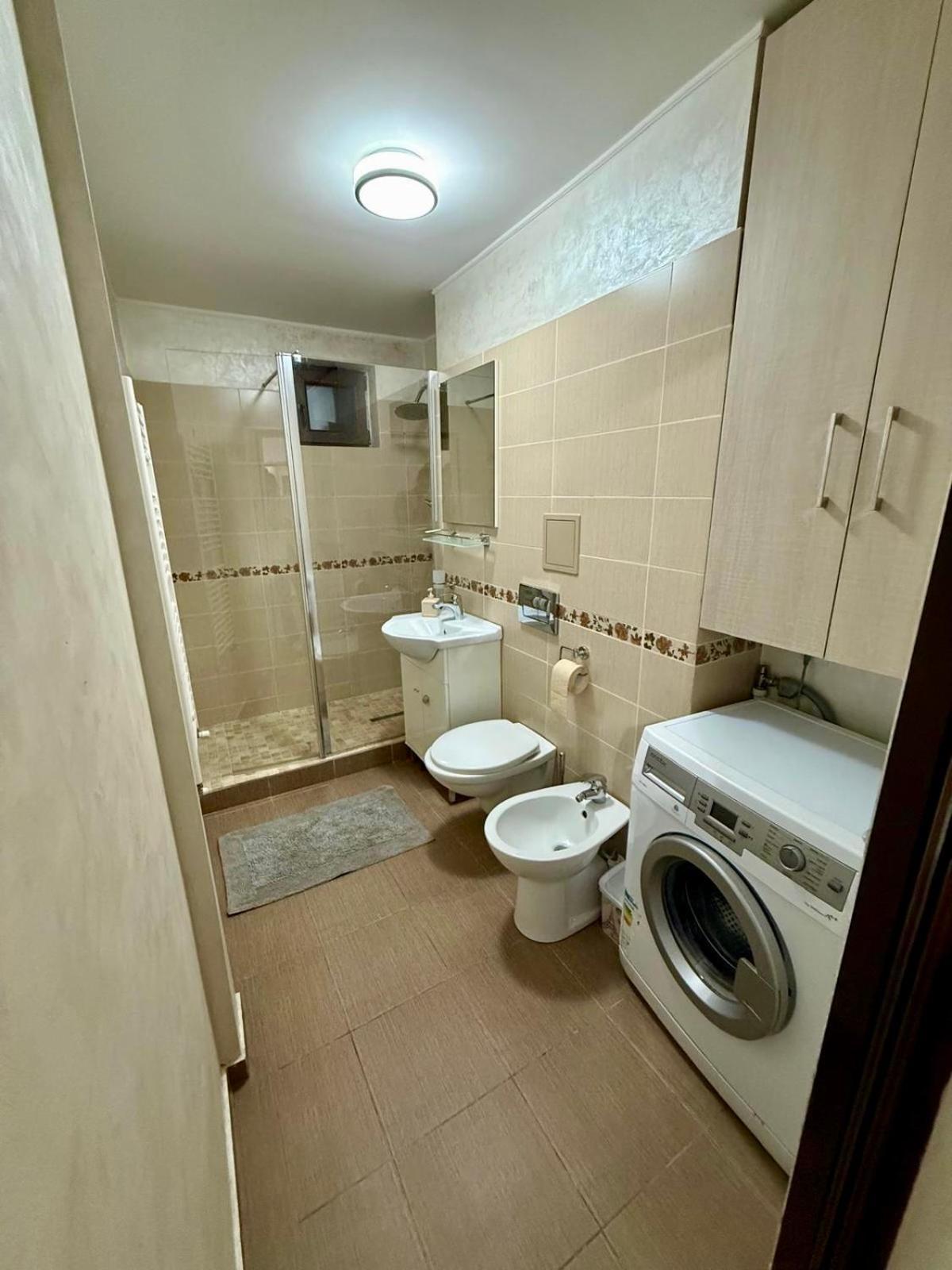 Zen Apartment Galaţi Esterno foto